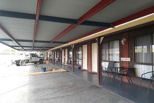 Undercover parking at the Country Roads Motor Inn, West Wyalong, NSW