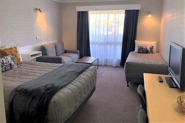 A room at the Country Roads Motor Inn, West Wyalong, NSW
