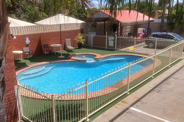 The pool at the Courtyard Motor Inn, Shepparton, VIC