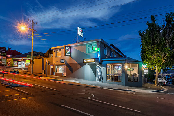 Night at the Marquis Hotel Motel, Hobart, TAS