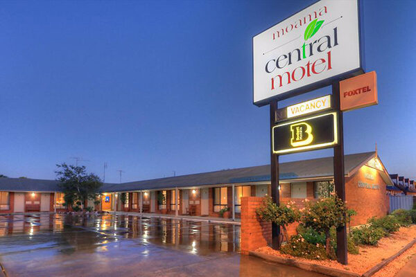 Entrance and guest parking at the Moama Central Motel, Moama, NSW