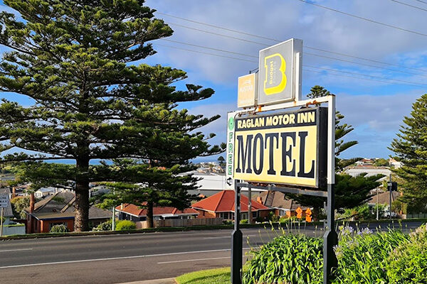 Sea views at the Raglan Motor Inn, Warrnambool, VIC