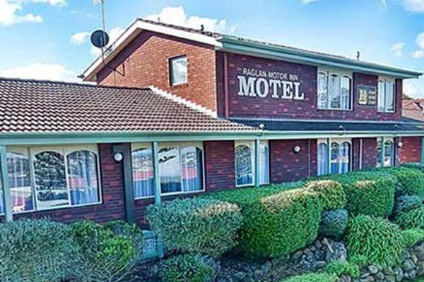 Raglan Motor Inn, Warrnambool, VIC