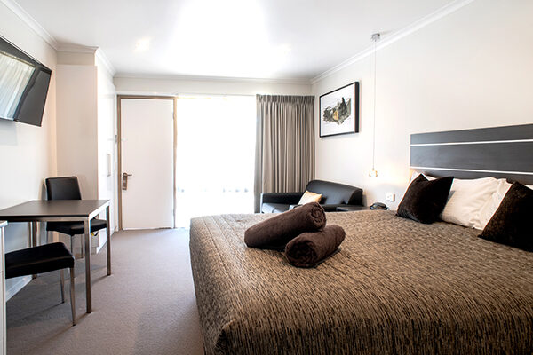 Room at the Tea House Motor Inn and Apartments, Bendigo, VIC