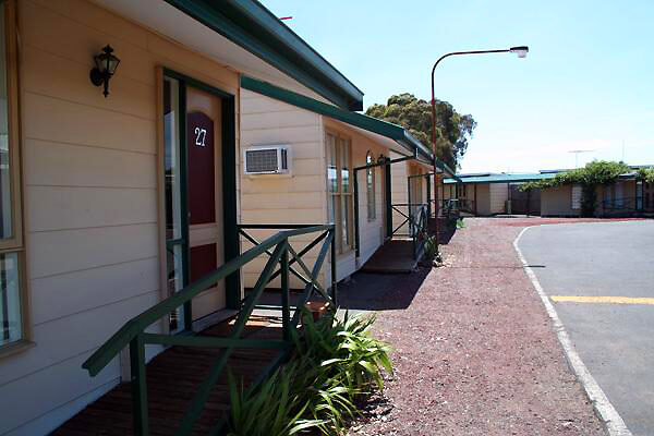 Cabins at the West City Motel, Ardeer, Melbourne, VIC