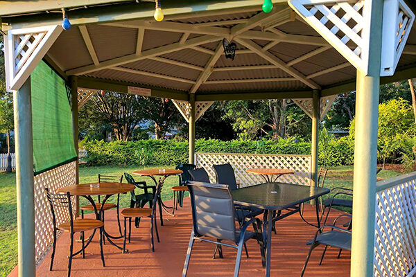 Guest Pergola in beautiful gardens at Yungaburra Park Motel, Yungaburra, QLD